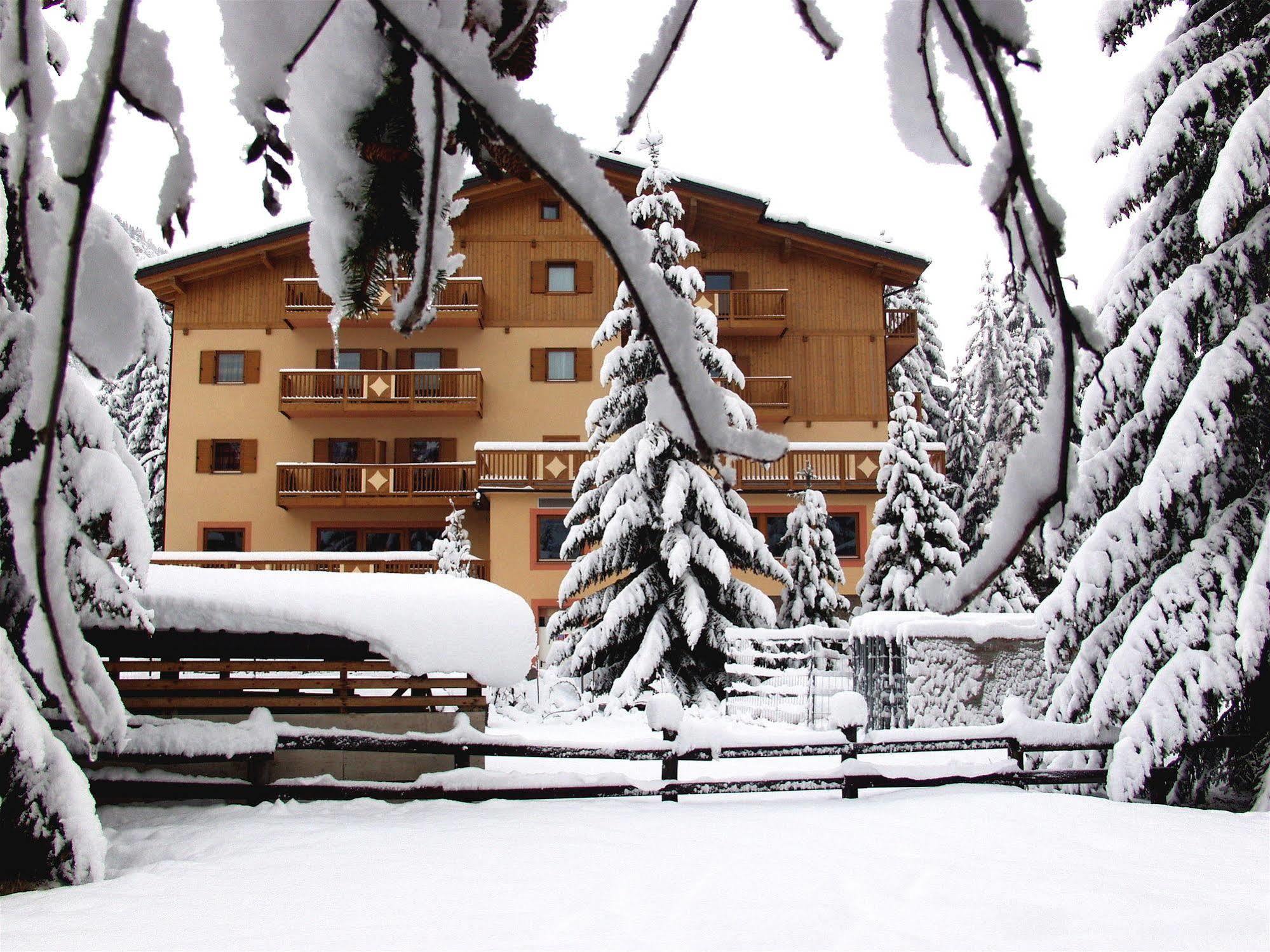 Relais San Giusto Hotell Campitello di Fassa Eksteriør bilde